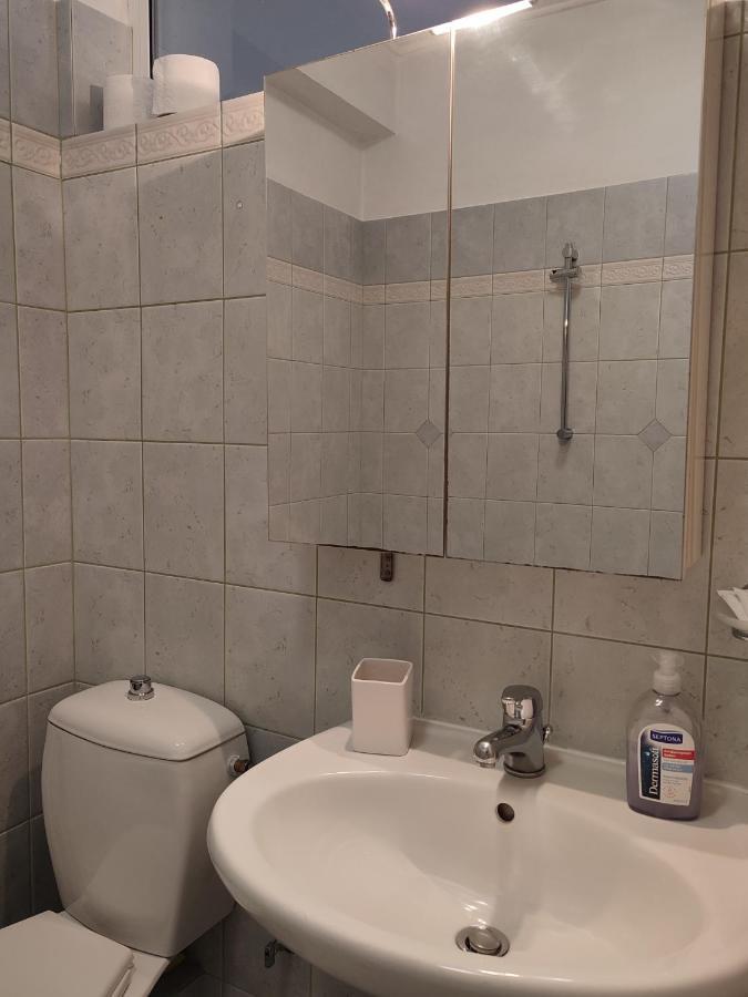 Secret Garden 76 Sq.M. Apartment Close To City Center يانينة المظهر الخارجي الصورة